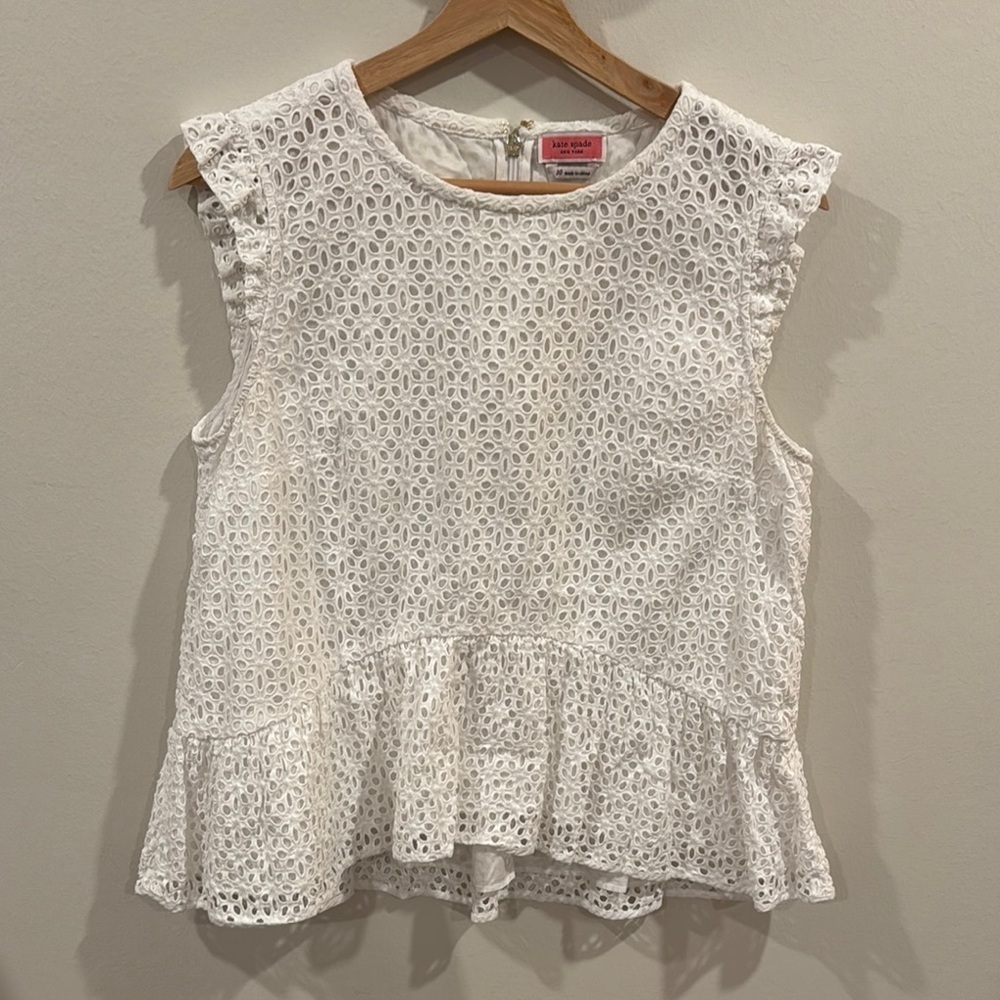 Kate Spade Women’s Eyelet Flounce Top White 100% Cotton Sleeveless Size 10 - Picture 3 of 6